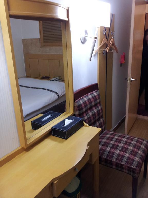 New Boolim Tourist Hotel ソウル特別市 エクステリア 写真