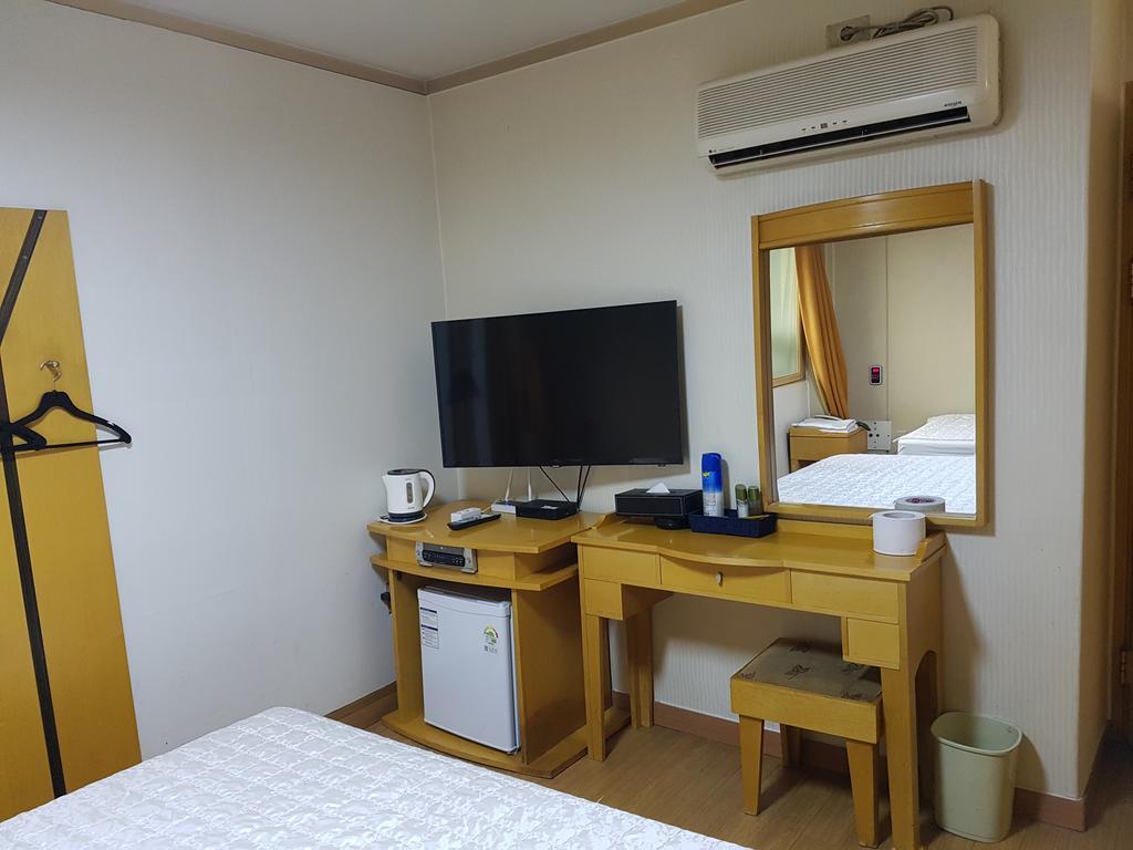 New Boolim Tourist Hotel ソウル特別市 部屋 写真